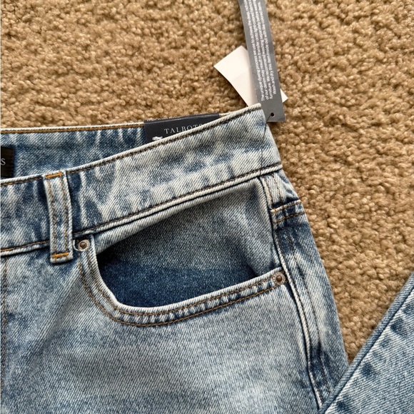 High Waist Ankle Jeans - Picture 3 of 10